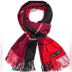 VICTORIA’S SECRET WOMENS CLASSIC PLAID SCARF WRAP NWOT